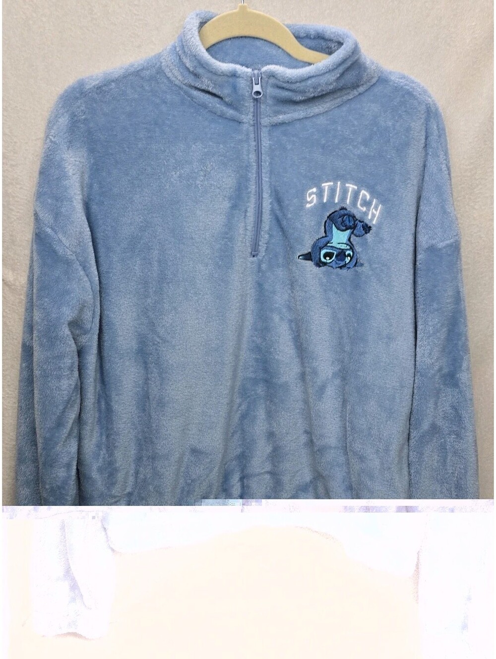Disney's Stitch Light Blue Fuzzy Fleece 1/4 Zip Long Sleeve Sweatshirt Women's L